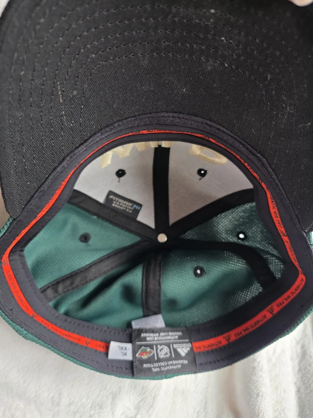 WILD HOCKEY Embroidered Green Snapback Hat Xl- XXL Vintage Adidas Minnesota Y2K